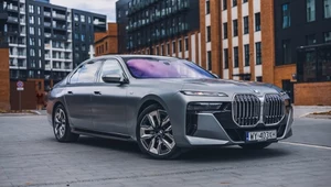 BMW 740d mistrzowsko przyciąga spojrzenia, ale czy to wystarczy?