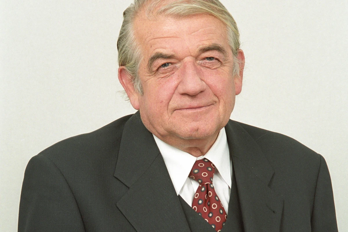 prof. Zbigniew Religa przeprowadził pierwszy udany przeszczep serca w Polsce prof. Zbigniew Religa przeprowadził pierwszy udany przeszczep serca w Polsce