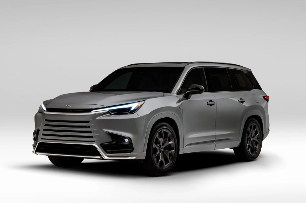 Lexus TX