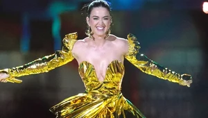 Śpiewała o całowaniu dziewczyny. O kim jest wielki przebój Katy Perry?