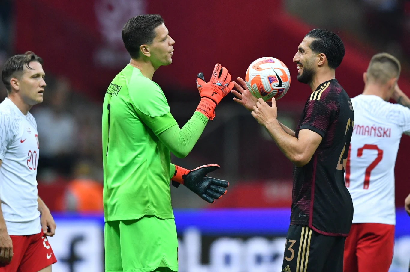 Wojciech Szczęsny i Emre Can 