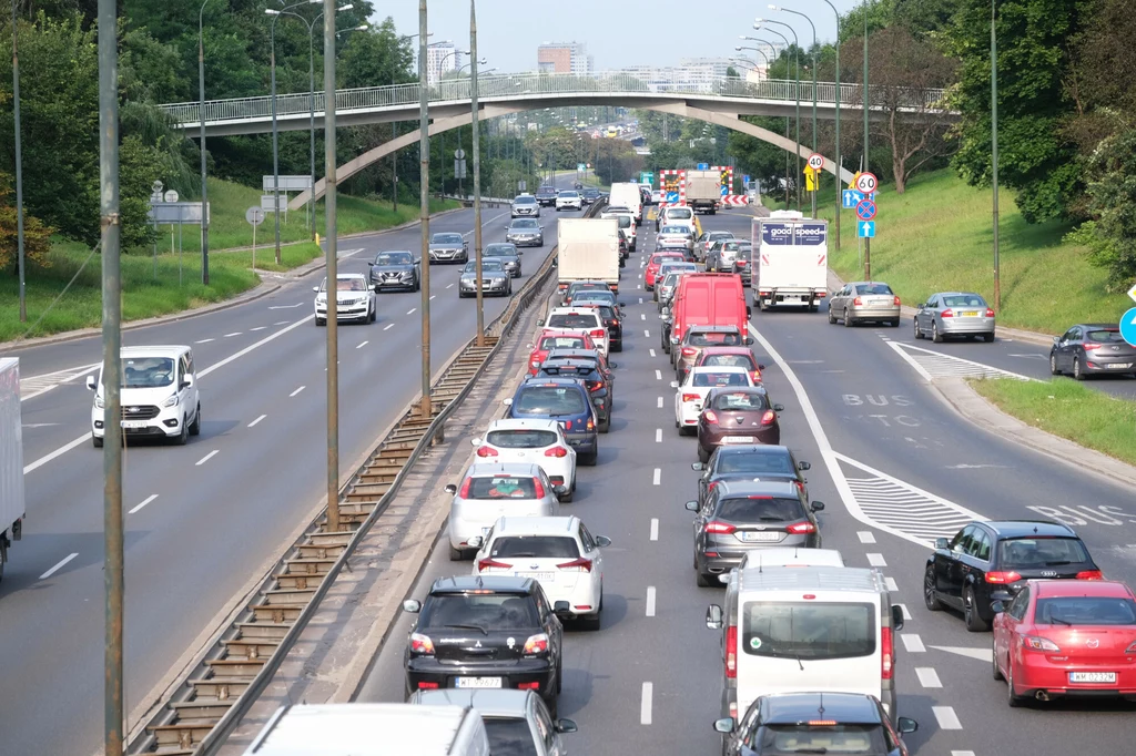 Nowa funkcja Yanosika ostrzeże o tworzącym się korku przed najbliższym zjazdem na autostradzie lub drodze ekspresowej