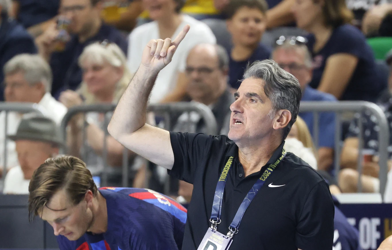 Trener Barcelony Antonio Carlos Ortega Trener Barcelony Antonio Carlos Ortega