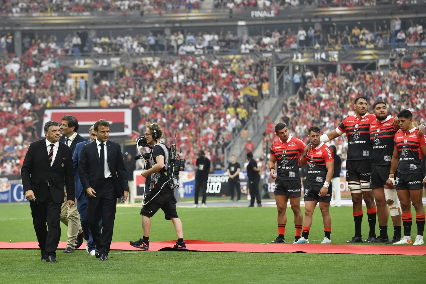 Prezydent Francji na finale ligi Top 14