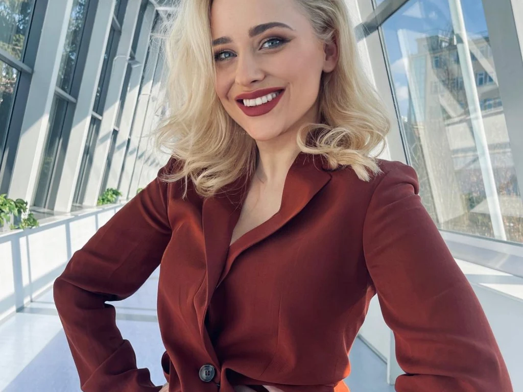 Kaja Moskaluk-Kajcik urodziła. Do gwiazdy TVP spływają gratulacje.png Kaja Moskaluk-Kajcik urodziła. Do gwiazdy TVP spływają gratulacje.png