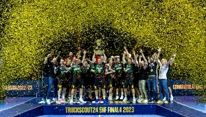 Panowie, dlaczego? Liga Mistrzów nie dla Kielc, triumf Niemców po dogrywce 