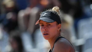 Była walka, ale tylko w pierwszym secie. Ucieka wielka szansa Magdzie Linette