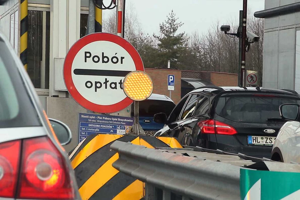 Wiceminister infrastruktury odniósł się do kwestii bezpłatnych autostrad.