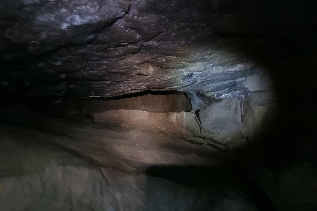 Jaskinia Malinowska jest dostępna dla turystów przez cały rok