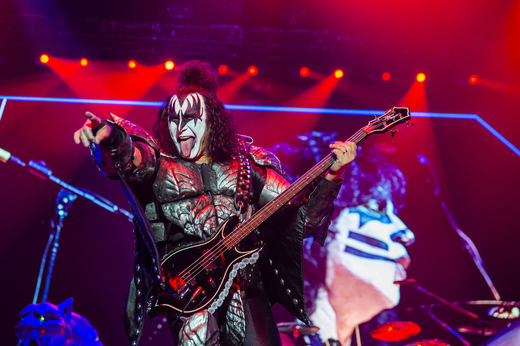 Gene Simmons jest jednym z współzałożycieli Kiss. Jego język stał się kultowy