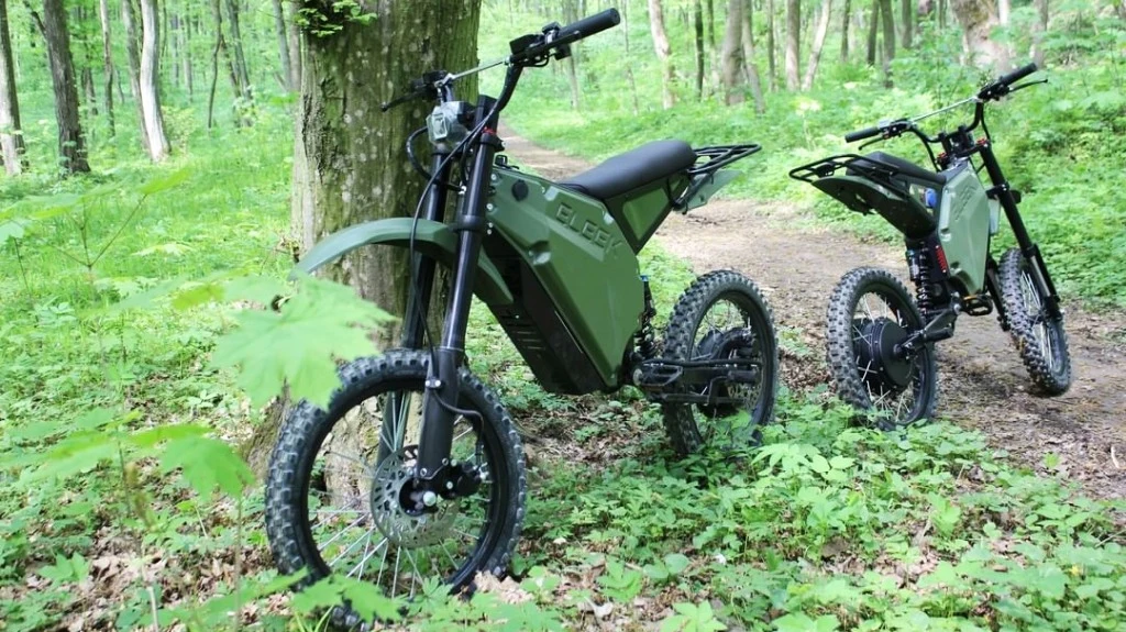 Elektryczny jednoślad używany z powodzeniem przez ukraińską armię / zdjęcie: Eleek