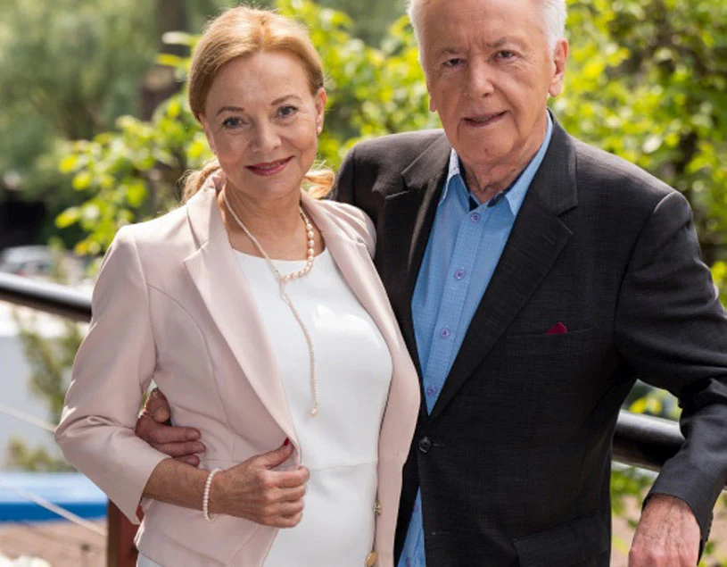 Laura Łącz i Marek Lewandowski w serialu "Klan" Laura Łącz i Marek Lewandowski w serialu "Klan"