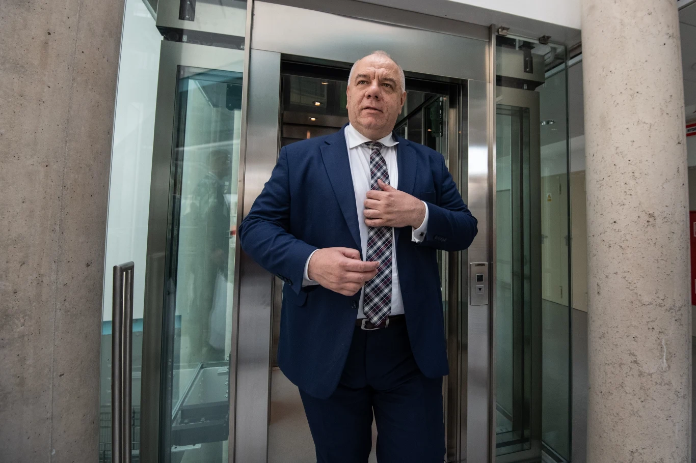 Jacek Sasin zrezygnował z funkcji wiceprezesa Rady Ministrów Jacek Sasin zrezygnował z funkcji wiceprezesa Rady Ministrów