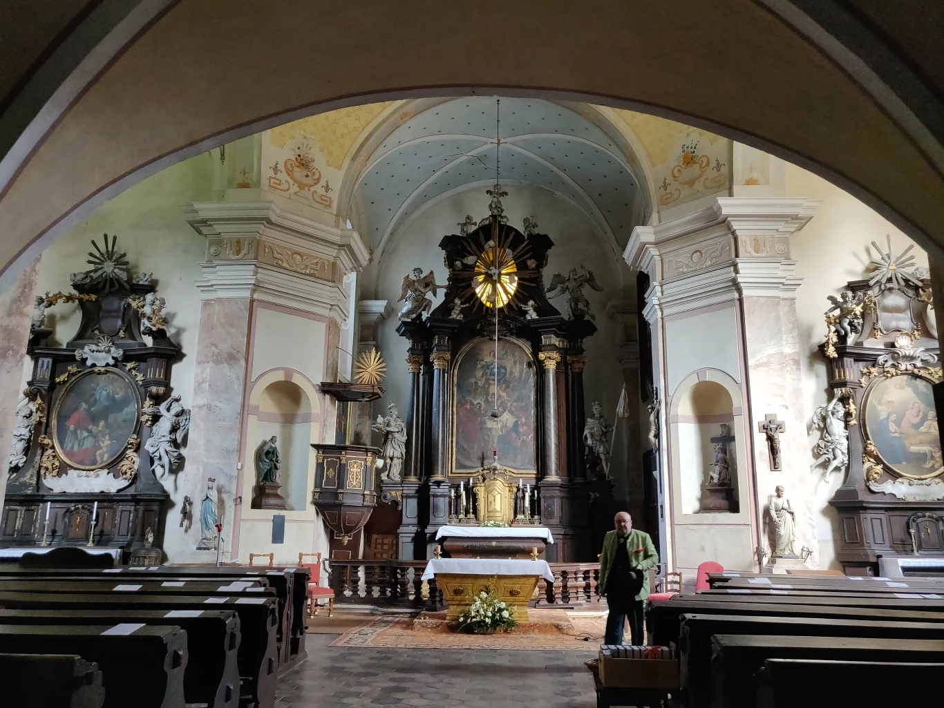 Wnętrze pałacowej świątyni