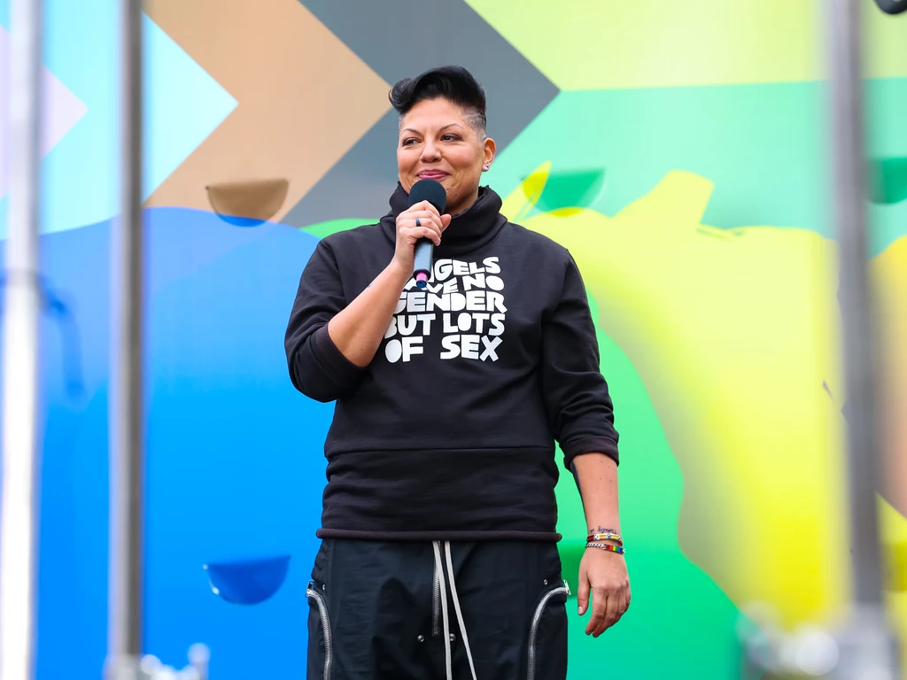 Sara Ramirez aktywnie działa na rzecz walki o prawa osób LGBTQ