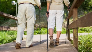 Regularna aktywność fizyczna chroni przed nowotworami, zwłaszcza jelita grubego, piersi i błony śluzowej macicy. 