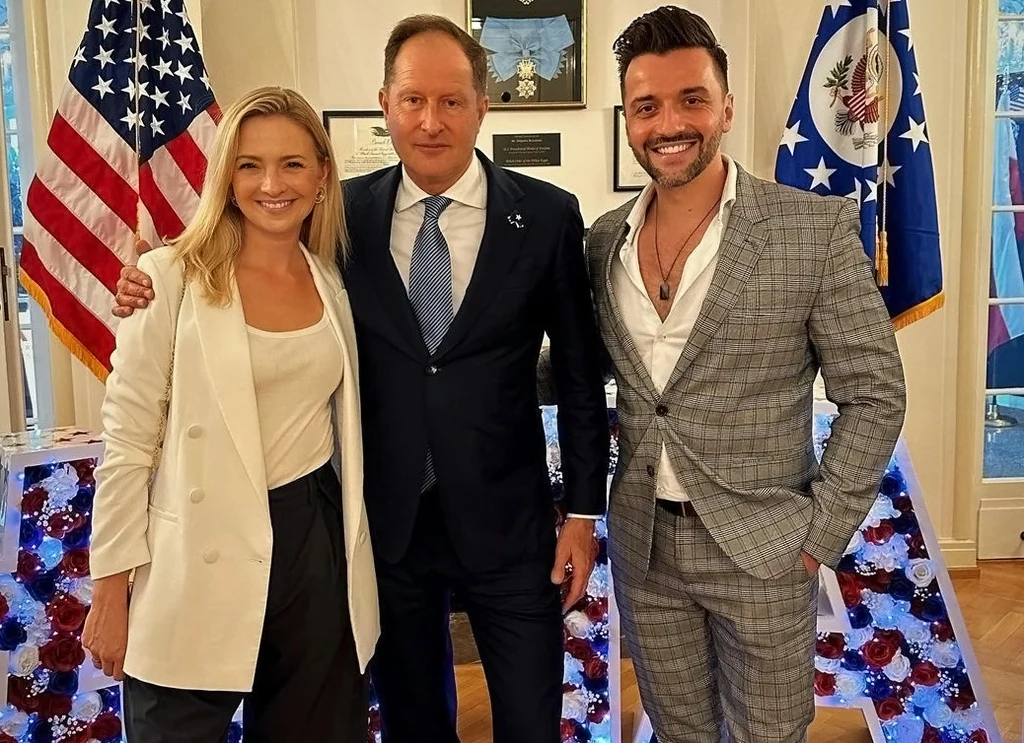 Szatanowie u ambasadora