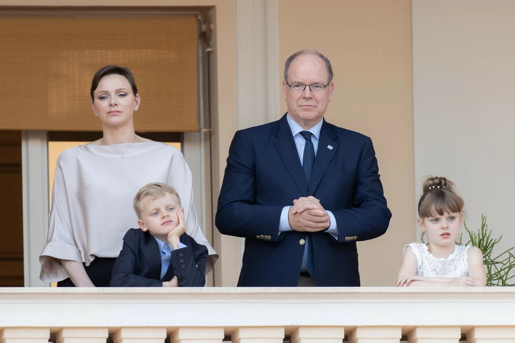 Księżna Charlene w towarzystwie dzieci i męża
