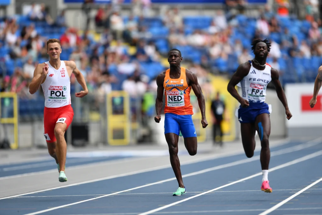 Albert Komański (pierwszy od lewej) Albert Komański (pierwszy od lewej)