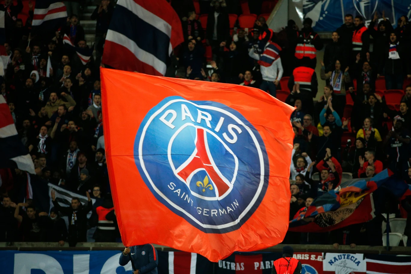Trybuny paryskiego Parc des Princes