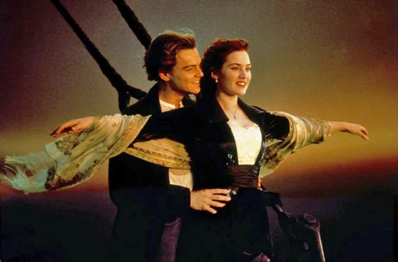 Leonardo DiCaprio i Kate Winslet w scenie z filmu "Titanic" Leonardo DiCaprio i Kate Winslet w scenie z filmu "Titanic"