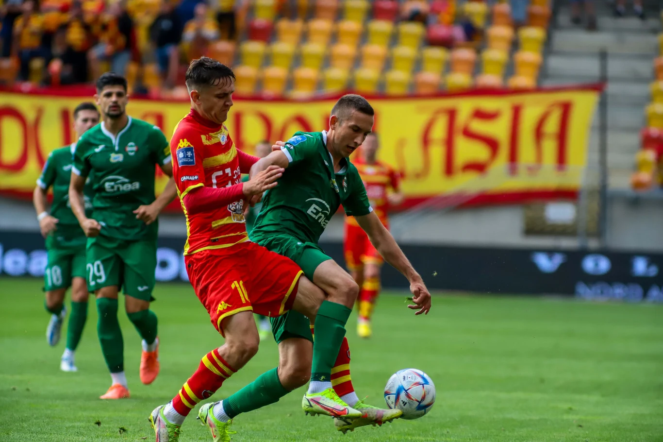 Piłkarze Radomiaka Radom podczas meczu z Jagiellonią Białystok 