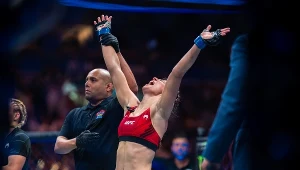 Jasmine Jasudavicius po wygranej w MMA
