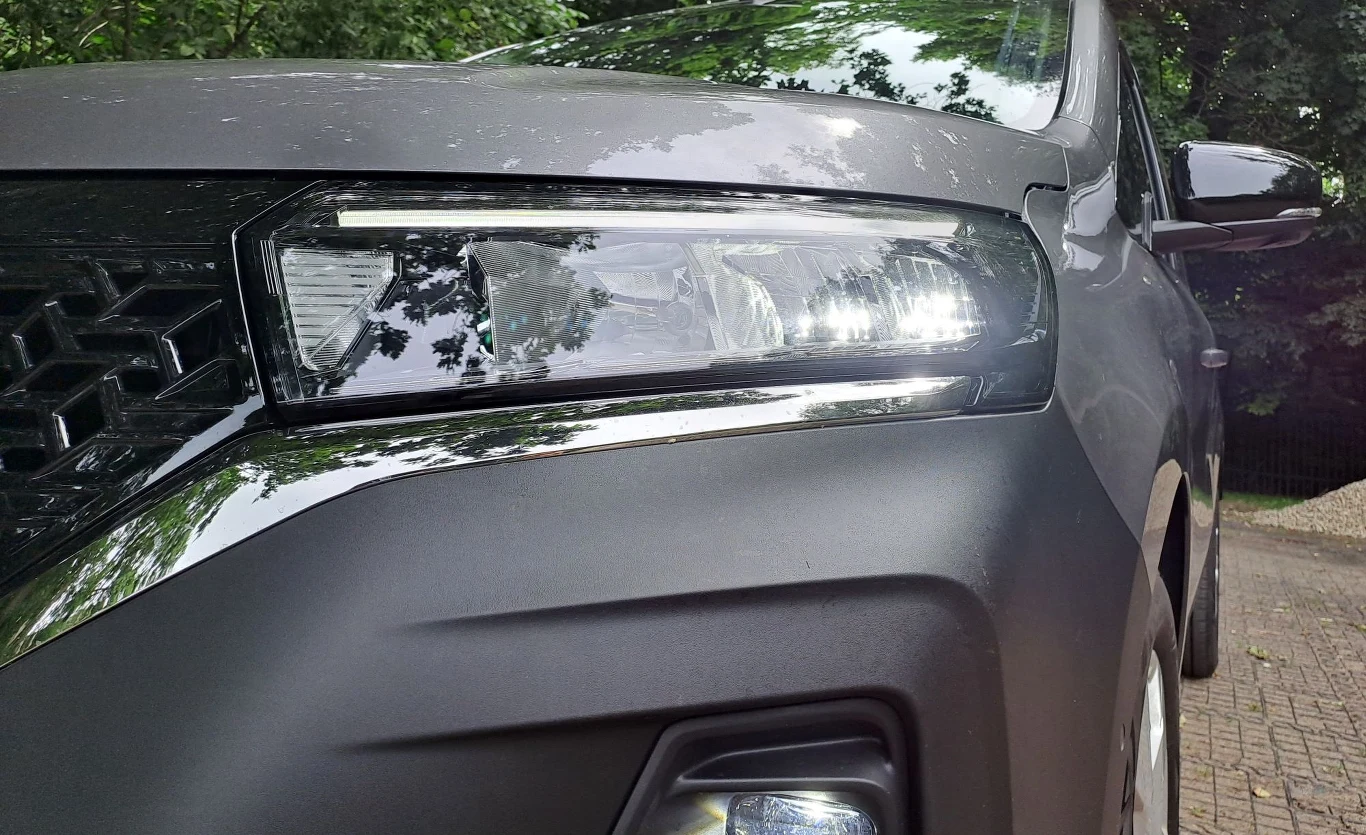Elektrycznego Townstara wyróżniają oferowane w standardzie światła LED. Elektrycznego Townstara wyróżniają oferowane w standardzie światła LED.