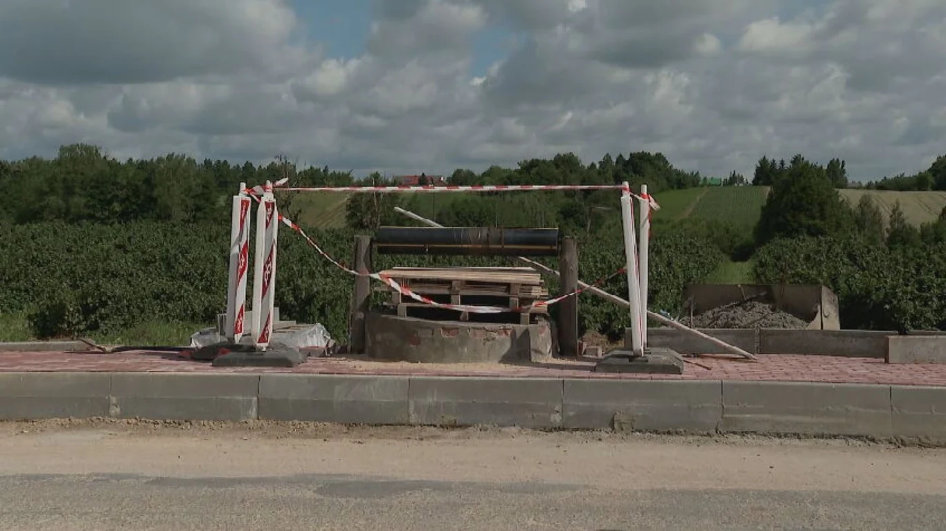 Studnia w Płonkach na ujęciu ze środy 28 czerwca