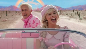 Ryan Gosling i Margot Robbie w scenie z "Barbie"