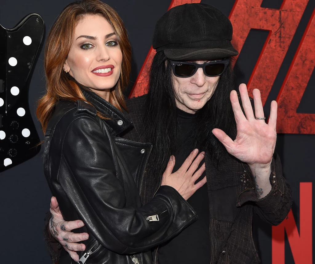 Mick Mars ze swoją młodszą o ponad 30 lat żoną Serainą Schönenberger