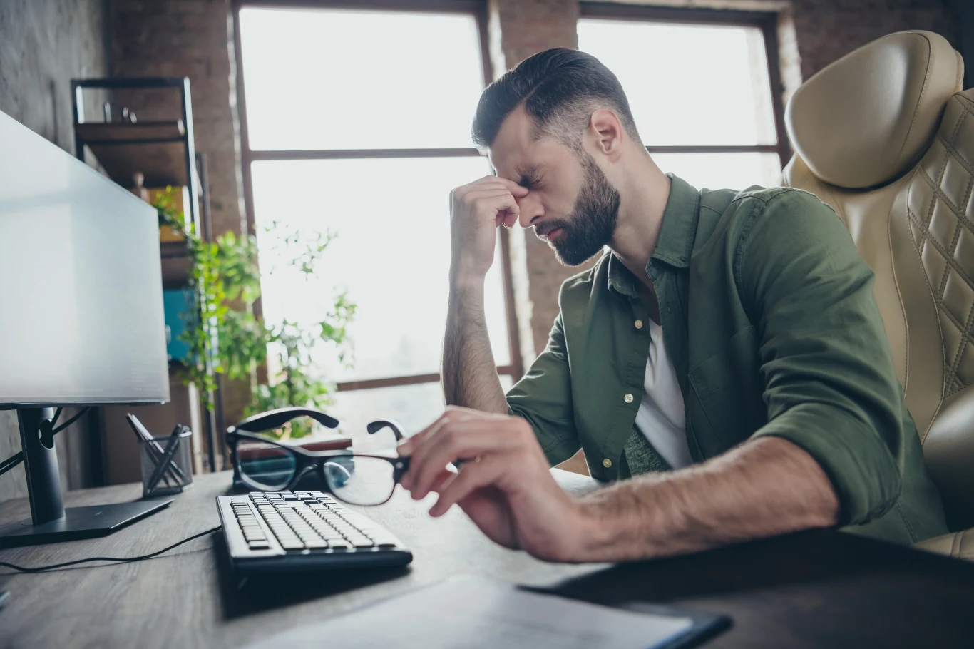Praca podczas upałów znacząco wpływa na poziom koncentracji, dlatego na barkach pracodawców spoczywa obowiązek zadbania o pracowników. Praca podczas upałów znacząco wpływa na poziom koncentracji, dlatego na barkach pracodawców spoczywa obowiązek zadbania o pracowników.