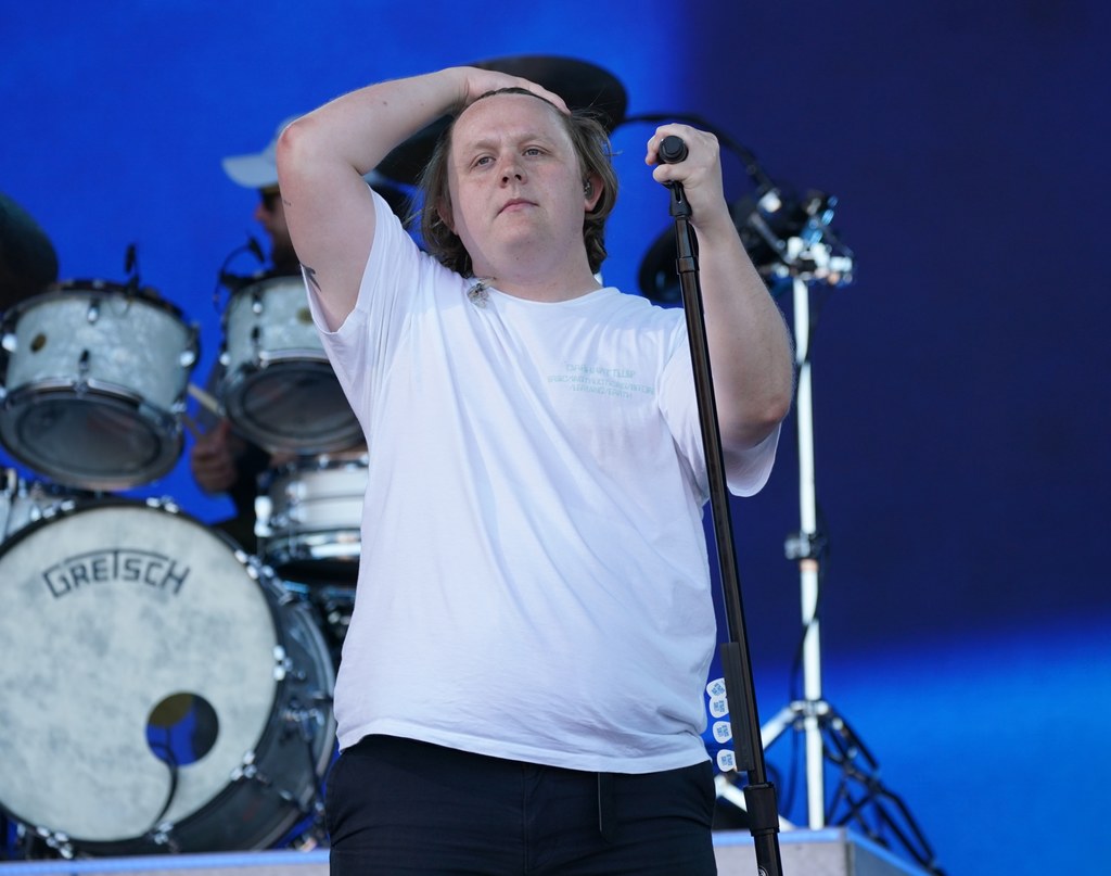 Lewis Capaldi podczas Glastonbury 2023