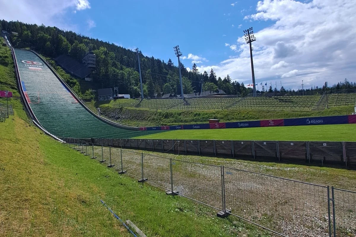 Teraz każdy może zjechać ze skoczni narciarskiej