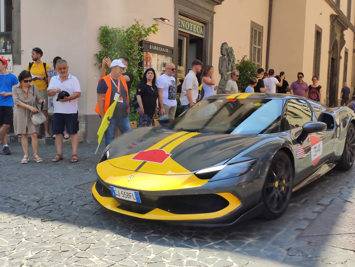 Ferrari Cavalcade w Orvieto