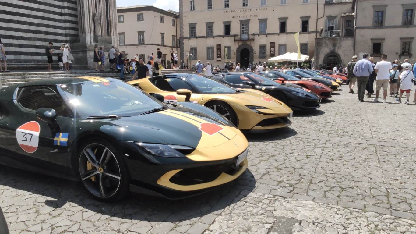 Ferrari Cavalcade w Orvieto