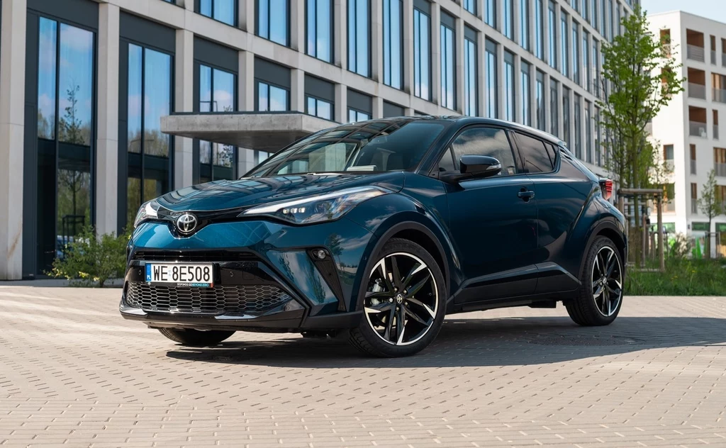 Toyota C-HR nadal prezentuje się bardzo atrakcyjnie 