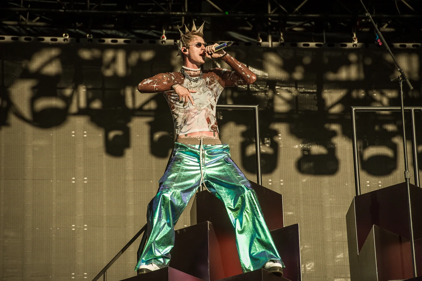 Machine Gun Kelly na Open'erze