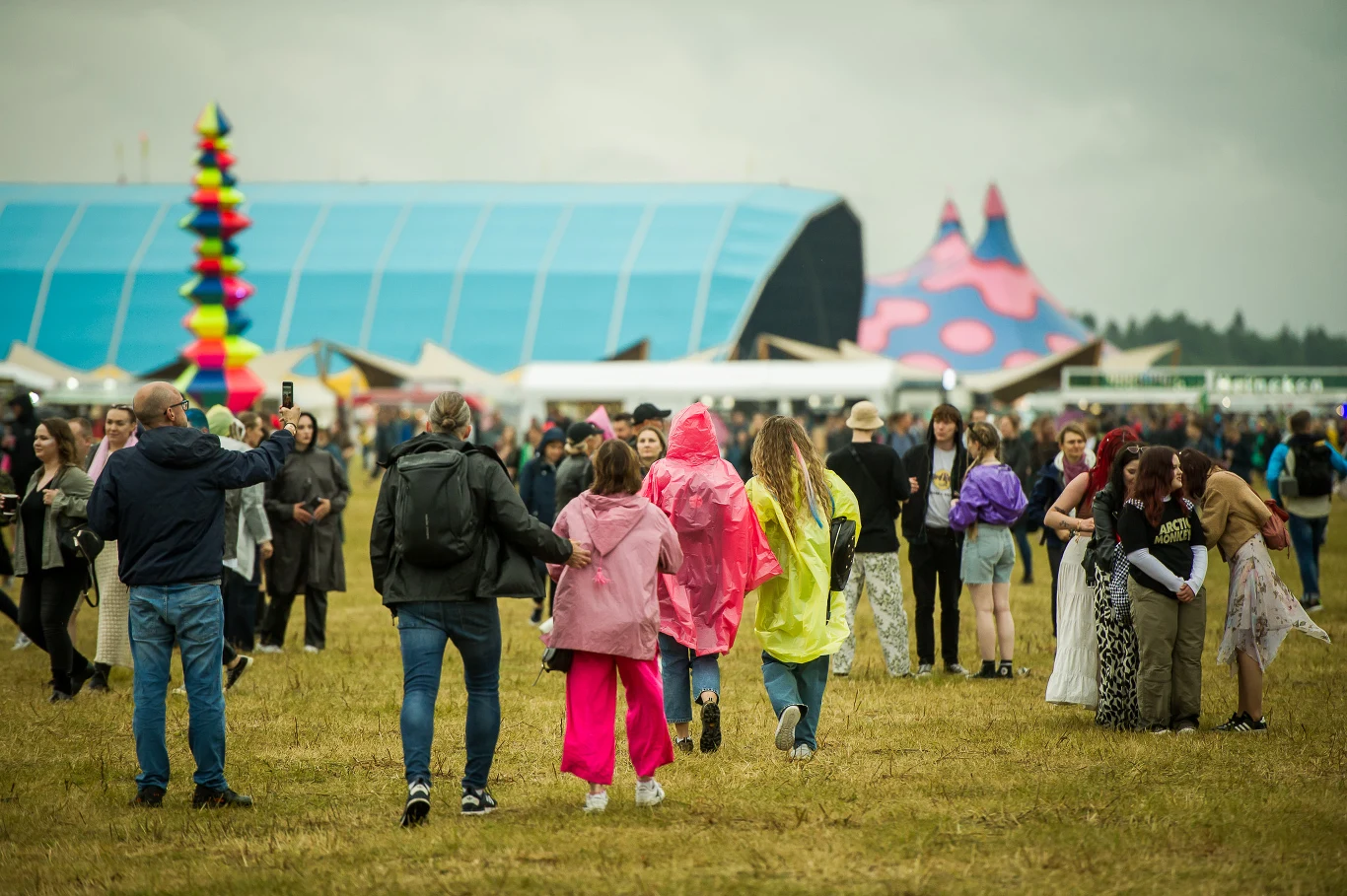 Publiczność podczas trzeciego dnia Open'era 2023