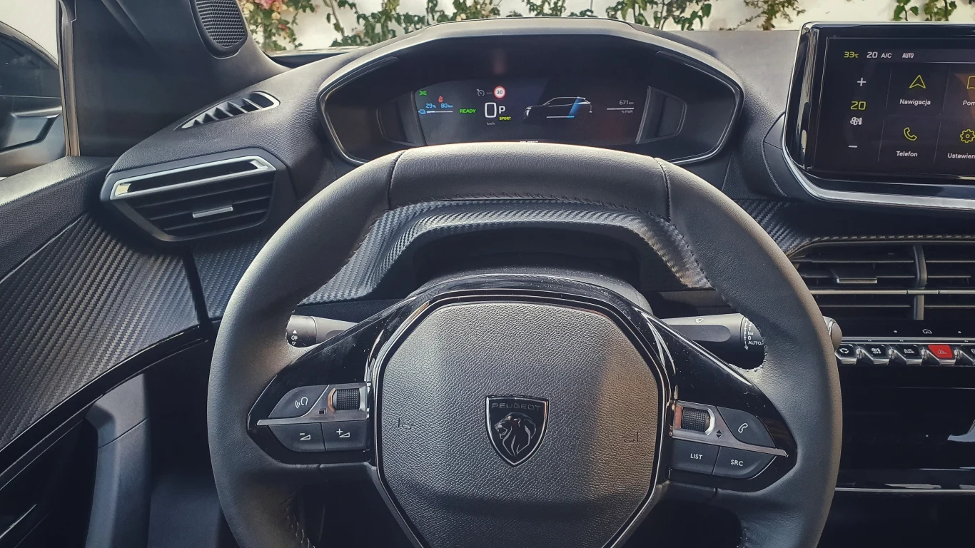Peugeot e-2008 2023