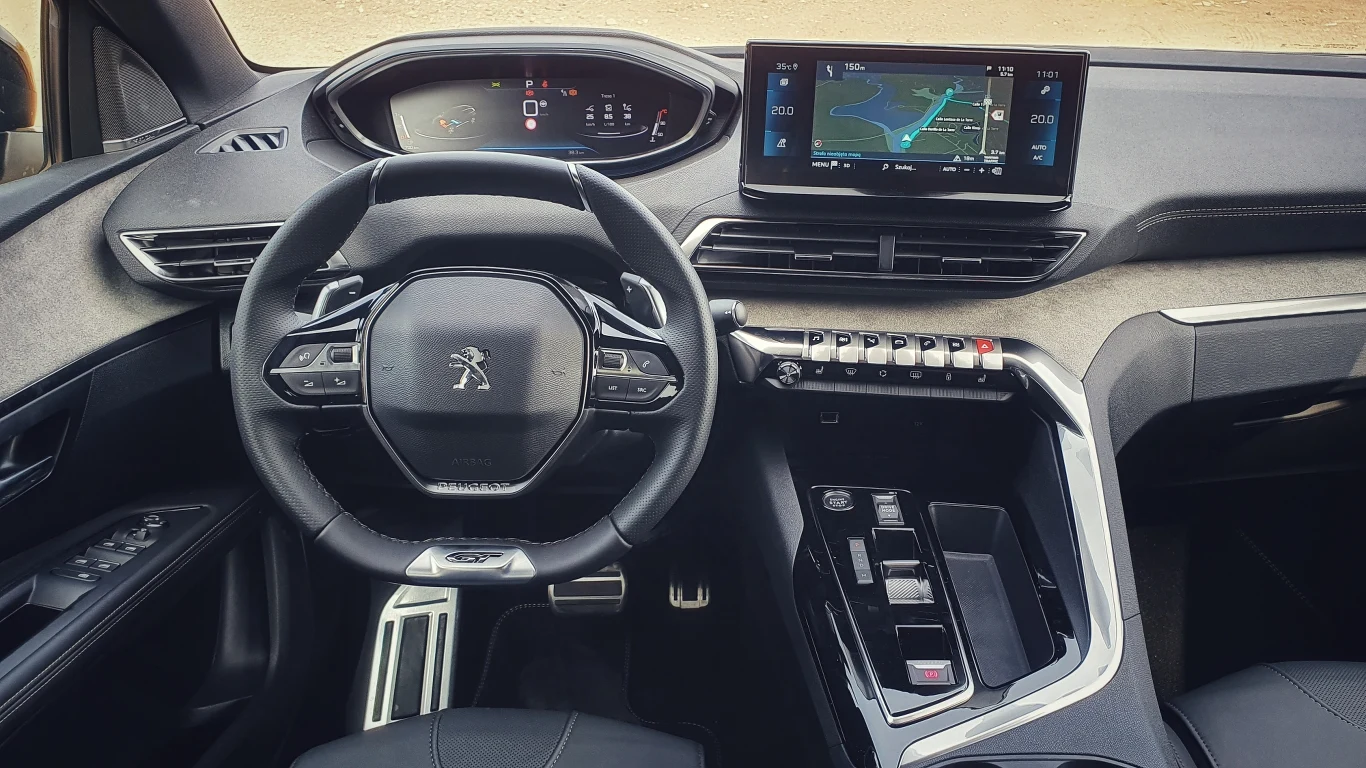 Peugeot 5008 HYBRID 136 e-DCS6
