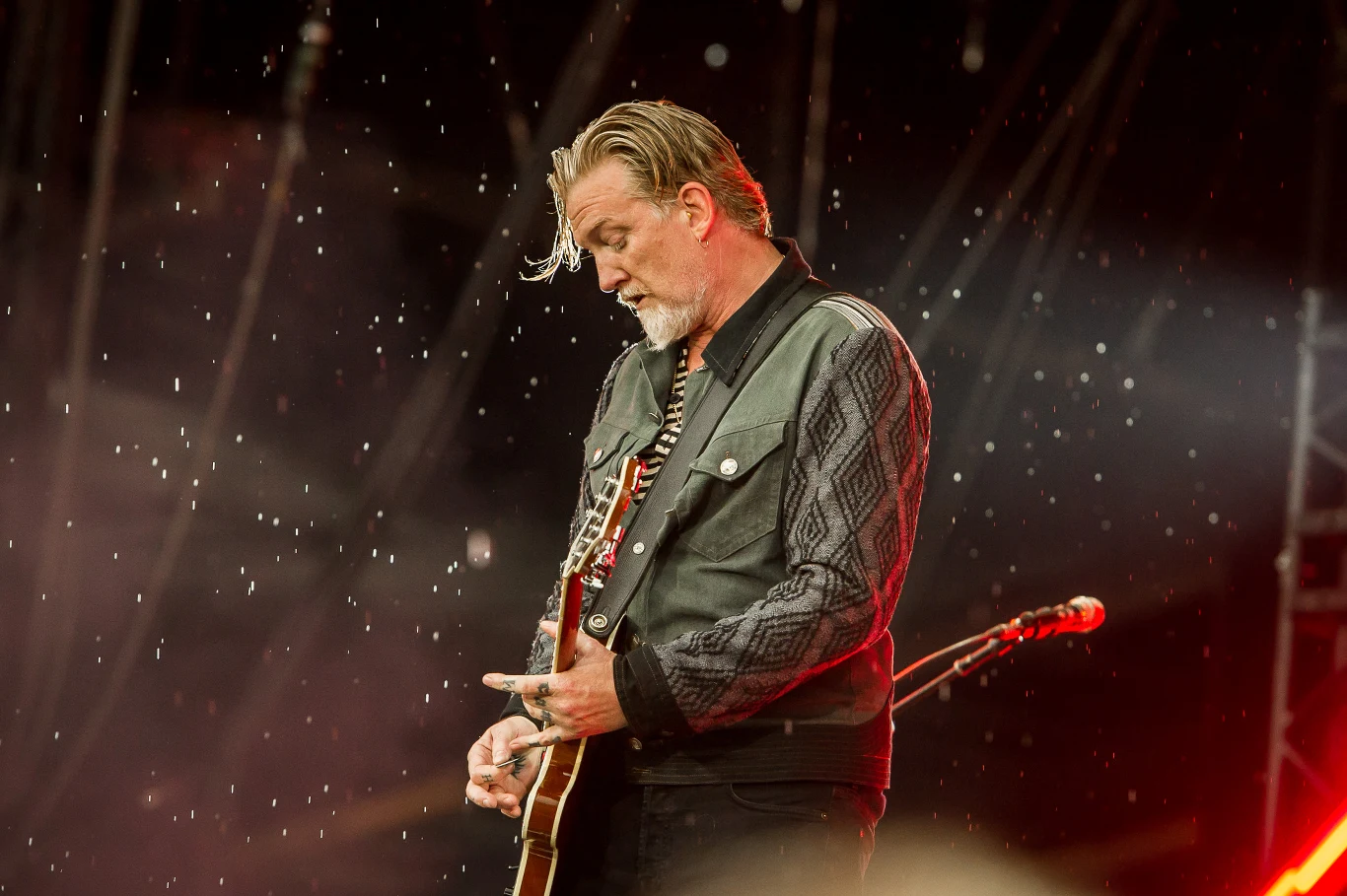 Queens of the Stone Age na Open'erze