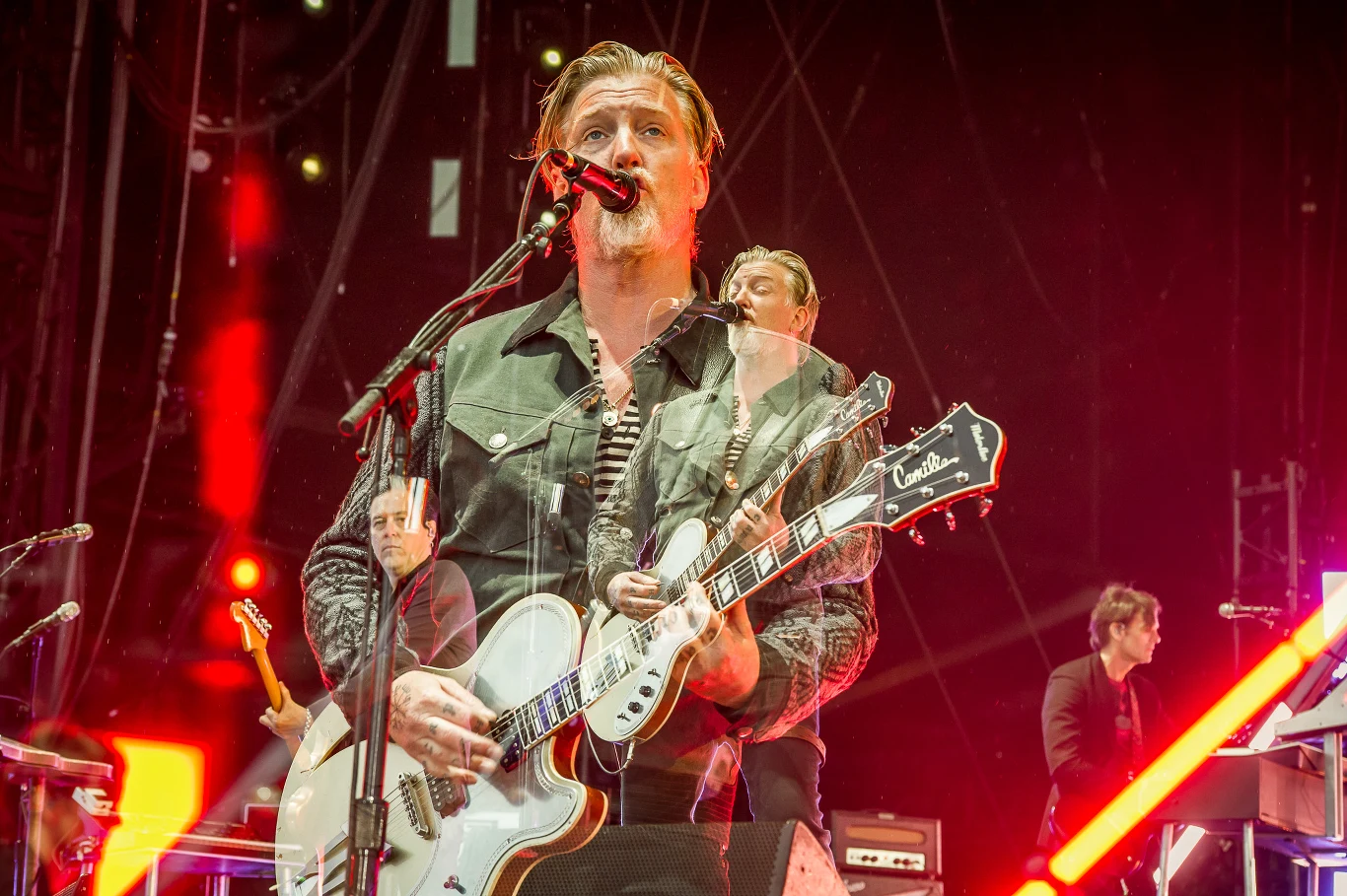 Queens of the Stone Age na Open'erze