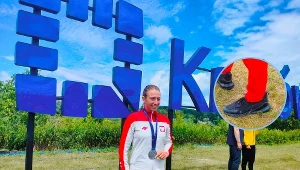 Klaudia Zwolińska z medalem w C-1. W ramce pożyczone buty