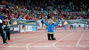 Bieg na 400 m ppł podczas Diamentowej Ligi w Sztokholmie został zakłócony przez protest