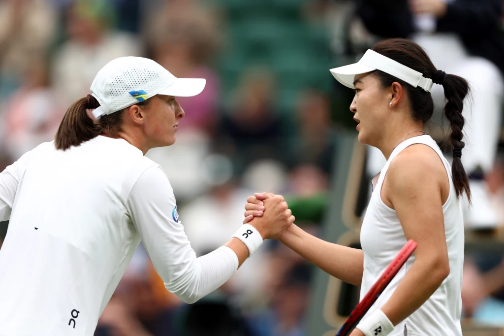 Iga Świątek i Lin Zhu Iga Świątek i Lin Zhu