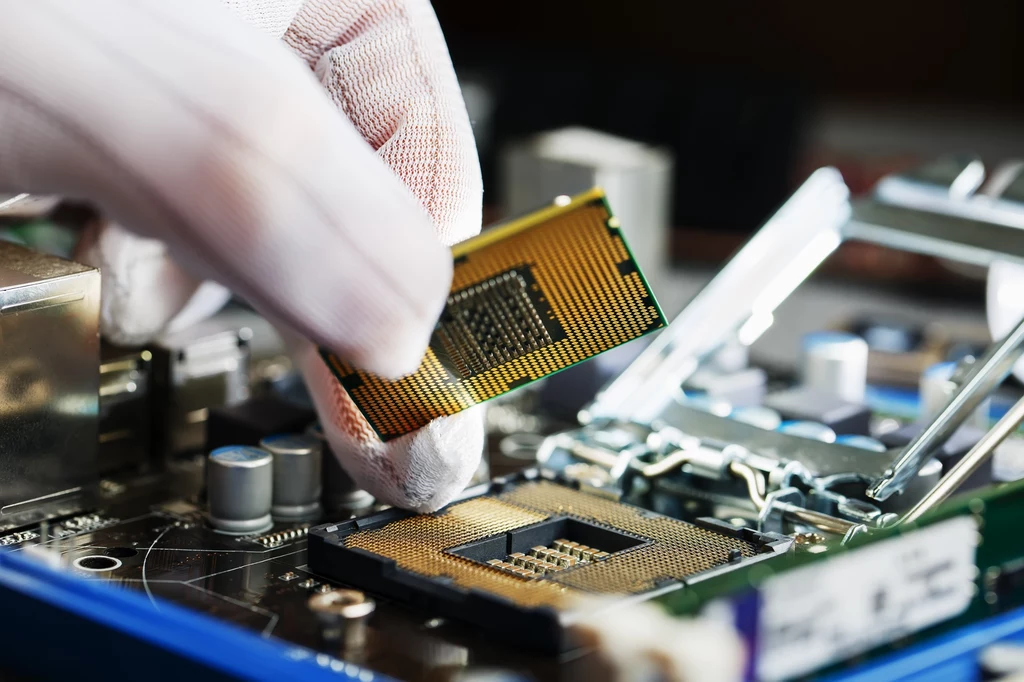 Tesla i Nvidia mocno przecenione. Giełdowy impas spółek BigTech