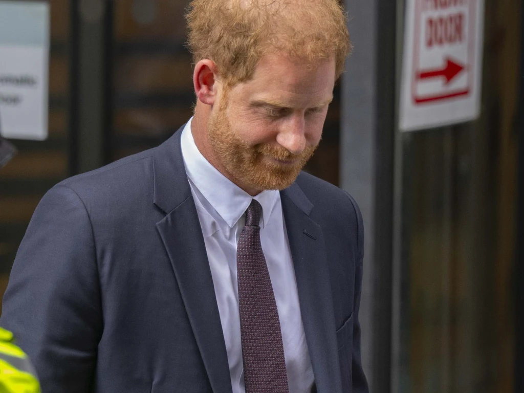 Cios dla Harry'ego. Kolejny przyjaciel nie chce go znać