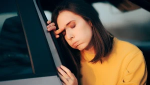 Choroba lokomocyjna psuje twój urlop? Sprawdź, jak temu zaradzić