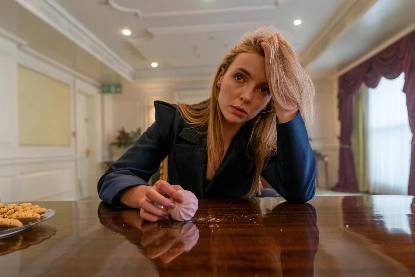 Jodie Cormer w serialu "Obsesja Eve"